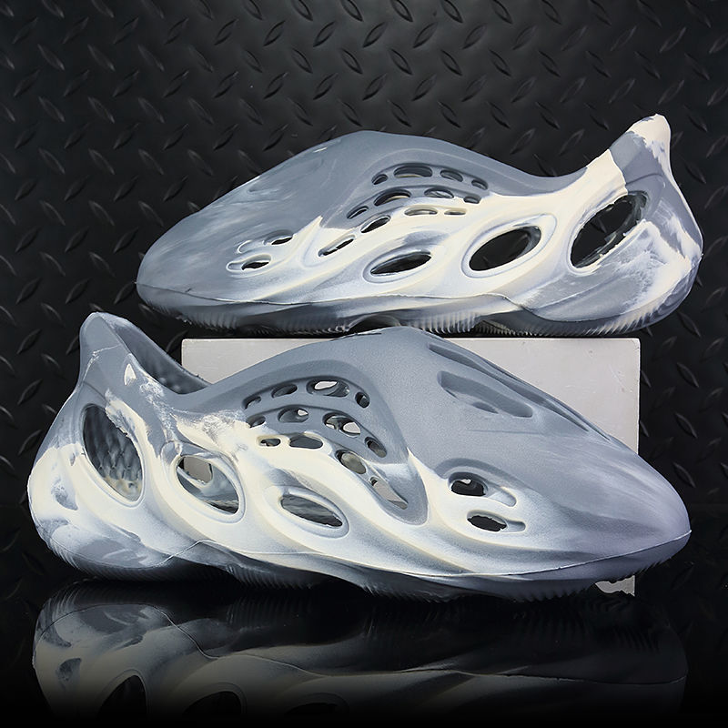 Sneakers Foam Runner Men Grey White Size 35 to 46